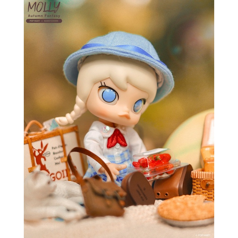 POP MART Molly Autumn Fantasy Action Figure