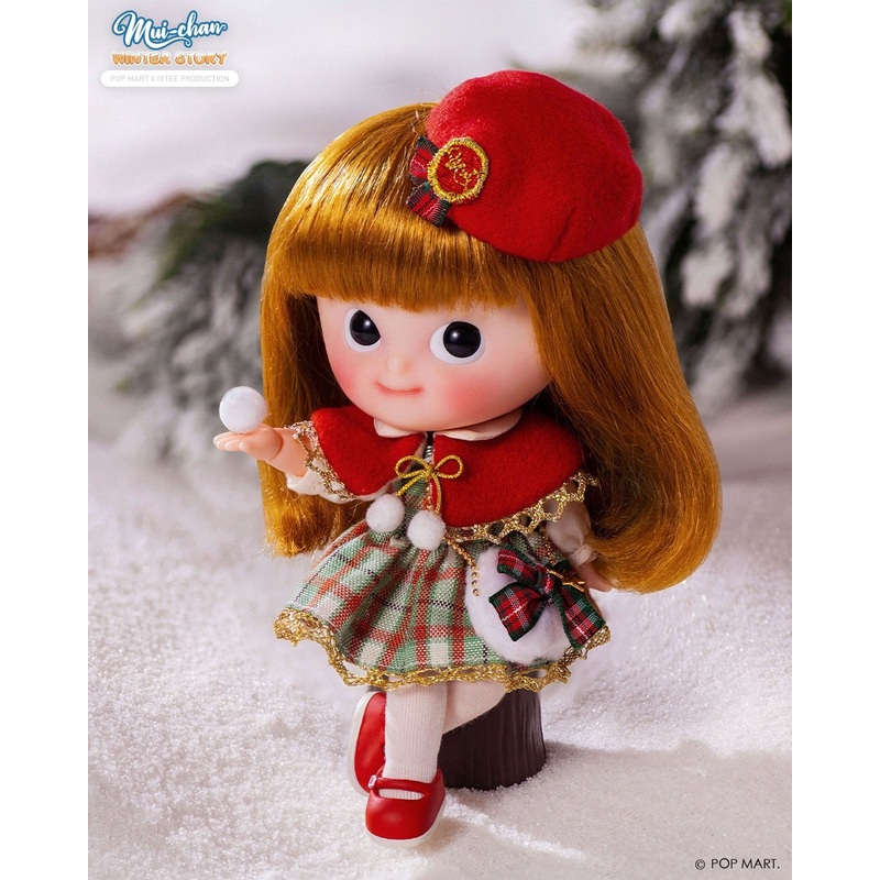 POP MART Mui-chan Winter Story Mini Doll (Christmas Bakery House)