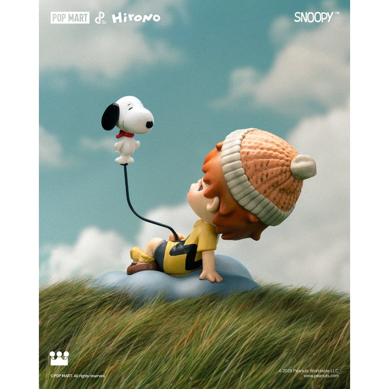 POP MART Hirono  Snoopy Figure