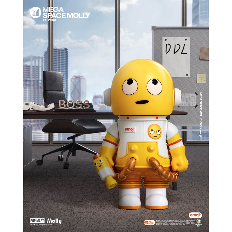 POP MART MEGA SPACE MOLLY 100%  emoji Series